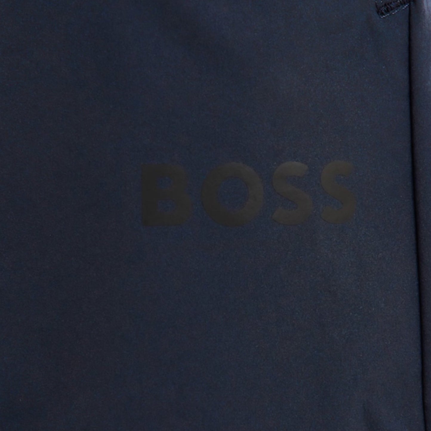 HUGO BOSS GYM KIT TECH T-SHIRT & SHORTS WHITE & NAVY BLUE