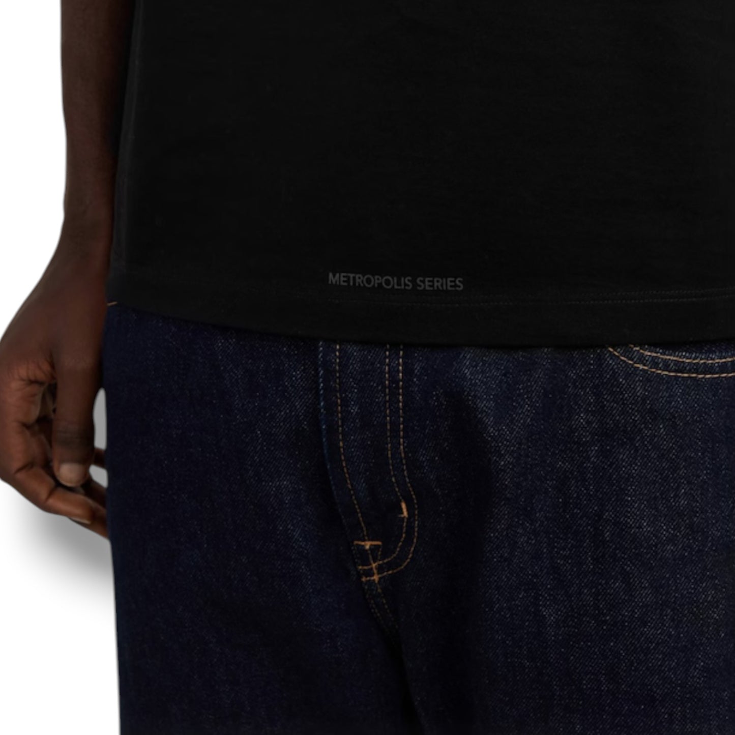 CP COMPANY METROPOLIS FRONT LIGHT BOX LOGO T-SHIRT BLACK