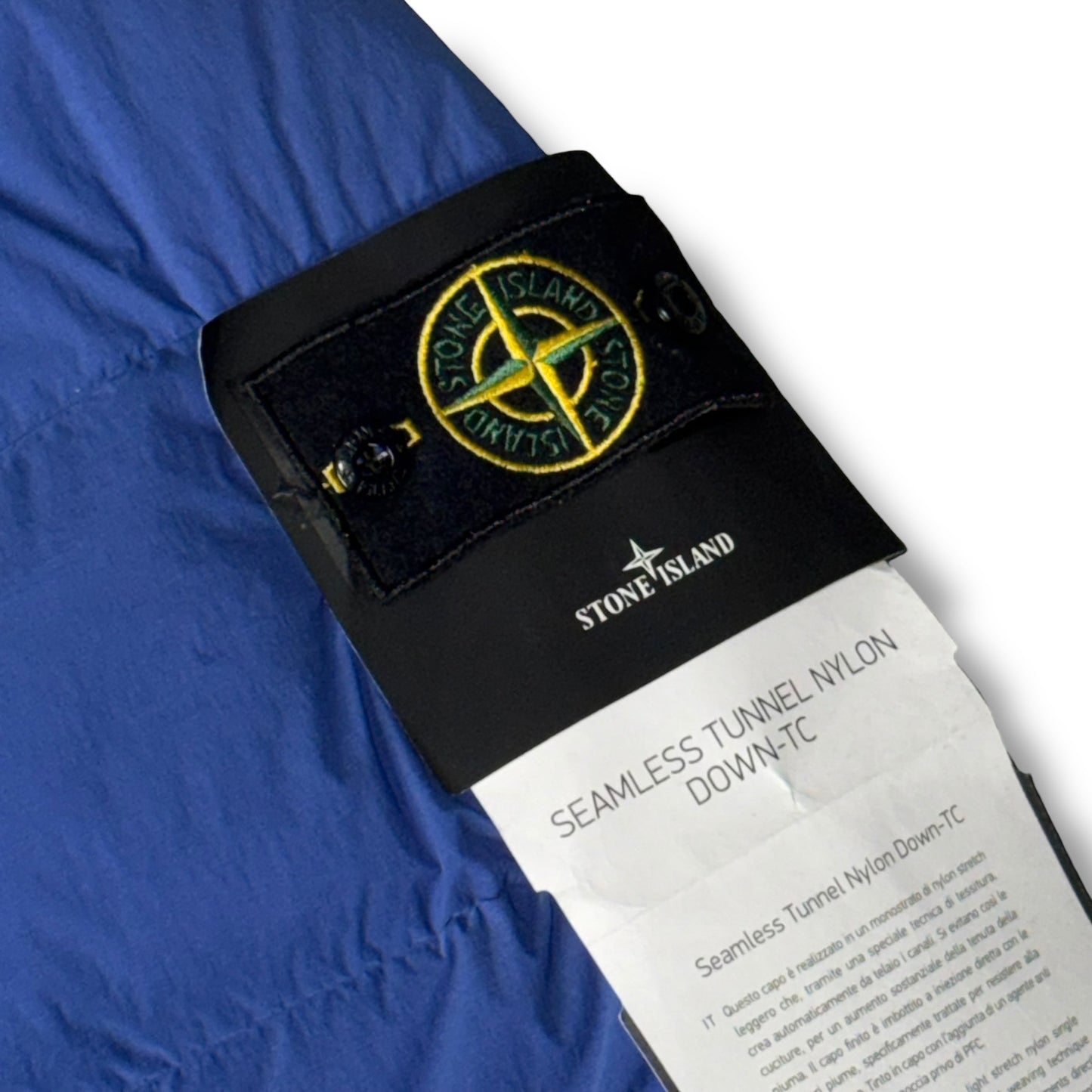 STONE ISLAND SEAMLESS TUNNEL HOODED PUFFER JACKET BLUETTE