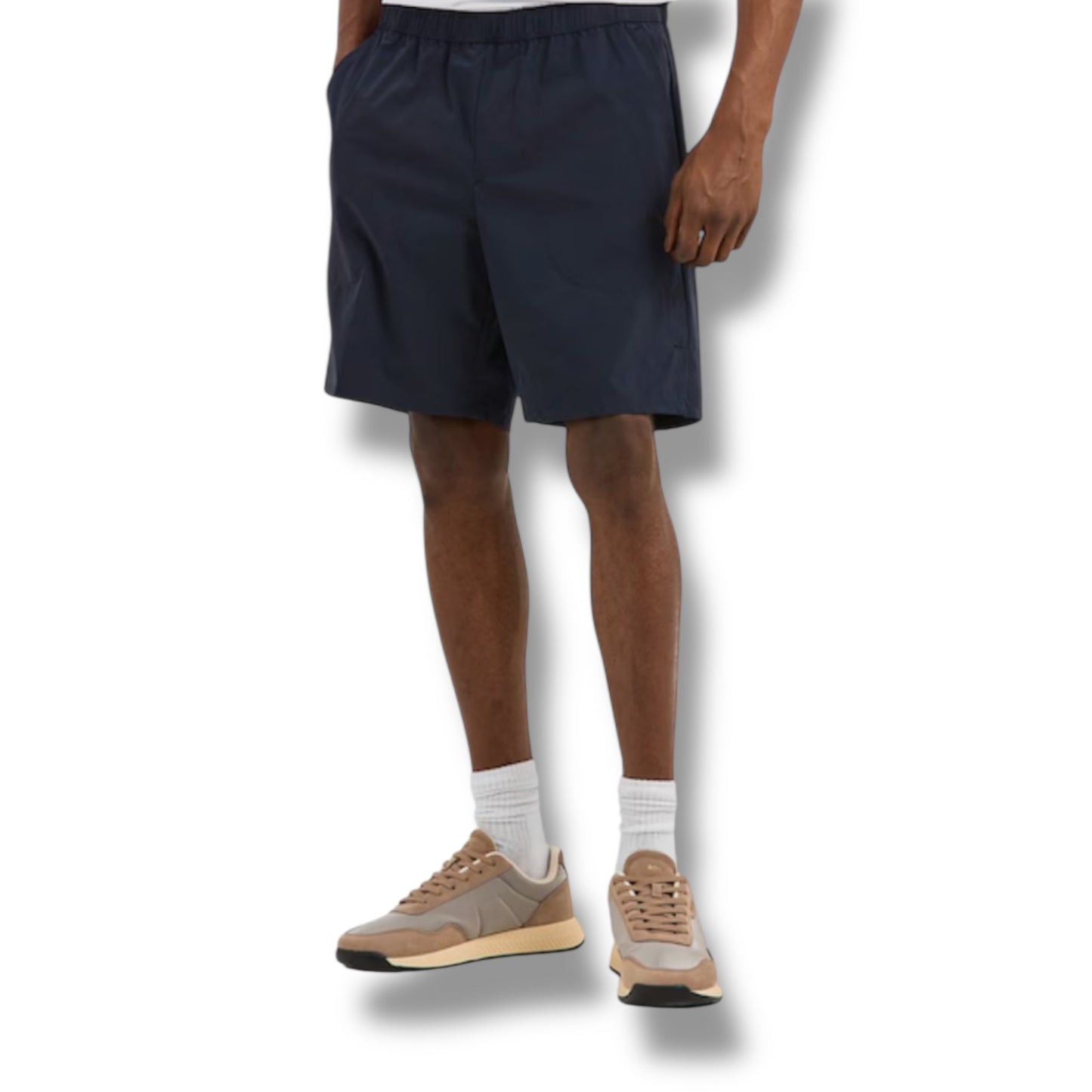 HUGO BOSS GYM KIT TECH T-SHIRT & SHORTS WHITE & NAVY BLUE