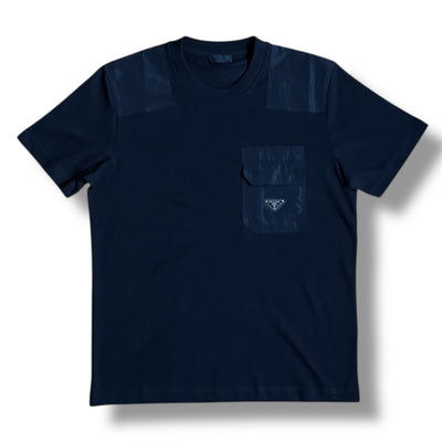PRADA METAL TAG NYLON POCKET / SHOULDERS T-SHIRT BLACK