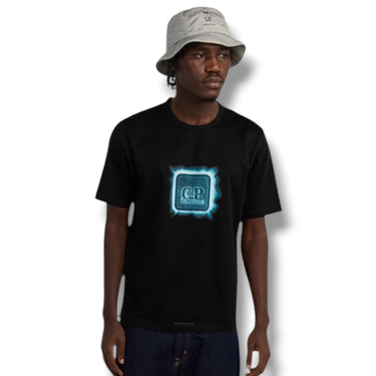 CP COMPANY METROPOLIS FRONT LIGHT BOX LOGO T-SHIRT BLACK