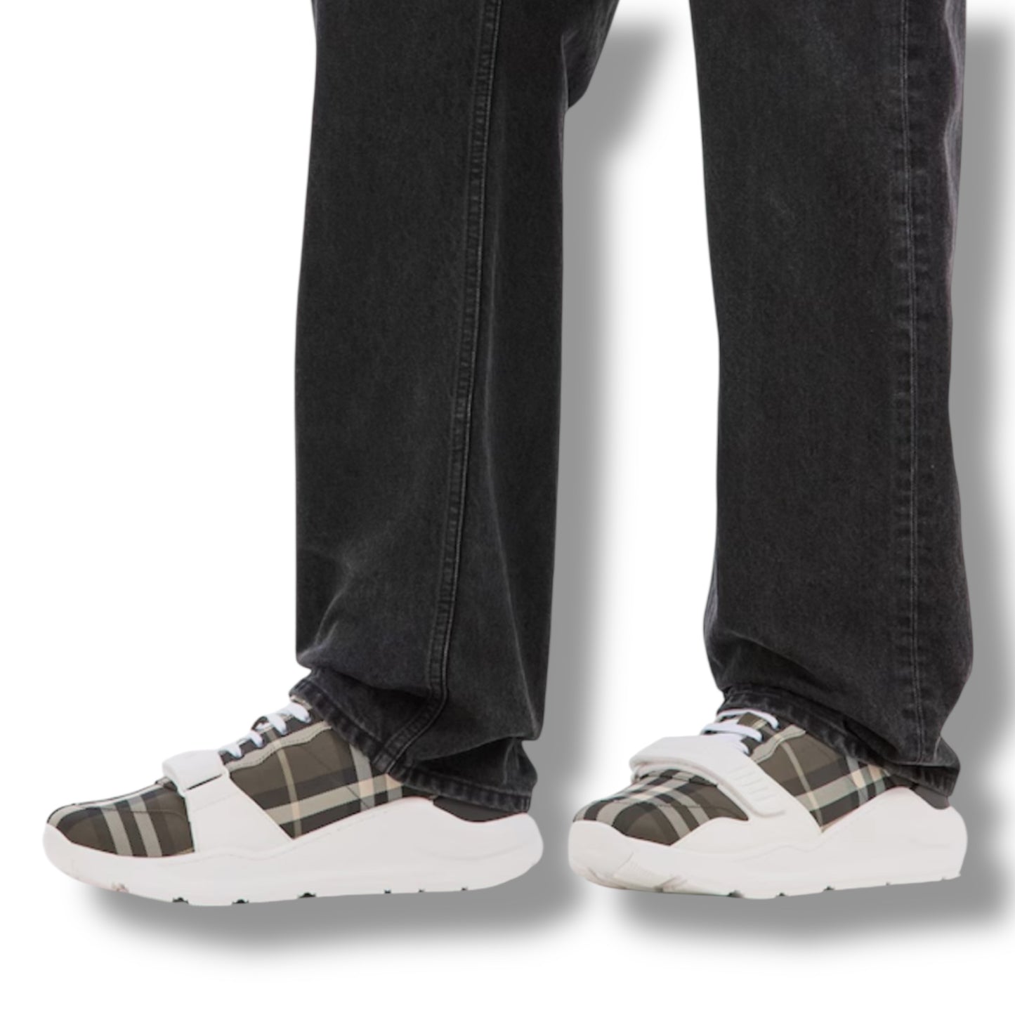 BURBERRY REGIS CHECK SNEAKERS BROWN