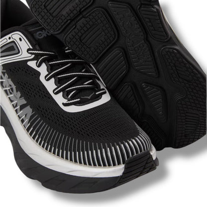 HOKA BONDI 7 RUNNING TRAINERS BLACK SILVER